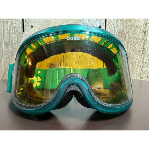 Bolle Ski Goggles Green Adjustable Elastic Strap With Yellow Shield - Picture 1 of 9